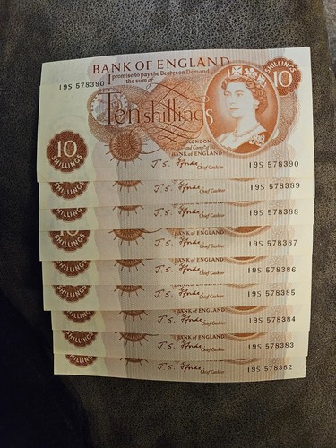 Ten shilling notes fforde - notes,