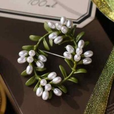 Green Enamel Cane Vine