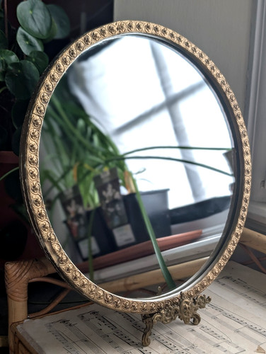 Vintage gold ornate - gold,