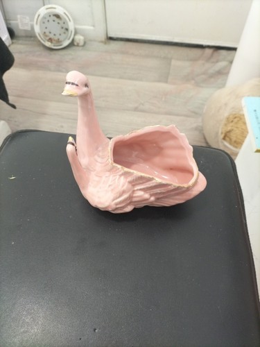 1950s pink swan and cygnet - 1950s,