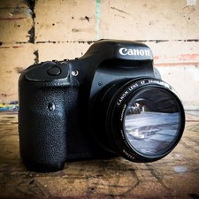 Canon 7D with Canon 50mm f/1.8 EF Lens, Battery, Charger & 16GB CF Card – Great