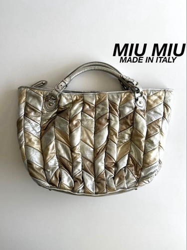 Miu metallic leather logo - miu,