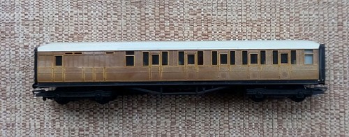 Hornby teak corridor coach 1st - hornby,
