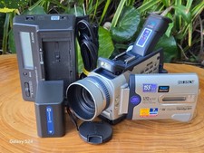 25977 Sony DCR-TRV30 Camcorder