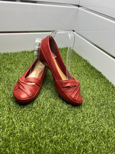 Women clarks shoes red - women’s,