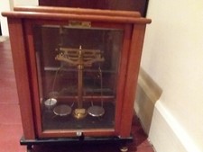 Oertling analytical balance