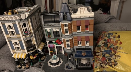 Retired lego creator expert - lego,