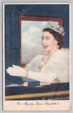 Queen Elizabeth II waving from