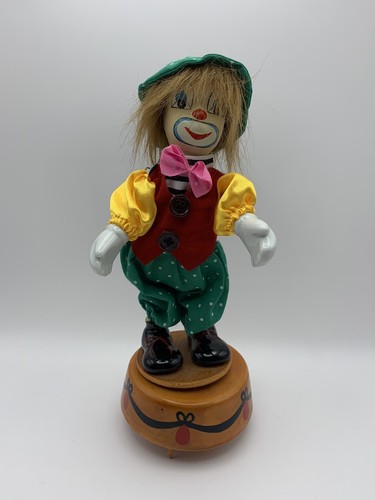 Vintage clown figure - clown, porcelain