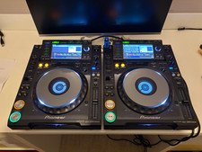 2 x Pioneer CDJ2000 Nexus DJ