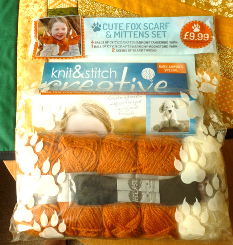 Knit stitch fox scarf - stitch,