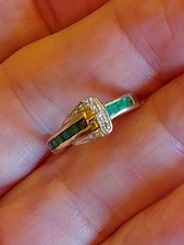 14 CT YELLOW GOLD WITH EMERALD