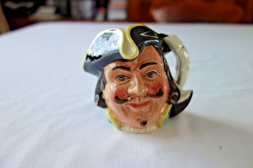Royal doulton small character - doulton,