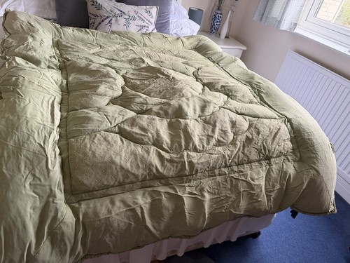 Eiderdown vintage quilt - eiderdown,