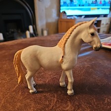 ●SCHLEICH●RETIRED