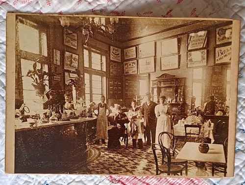 Sepia gin palace - sepia,
