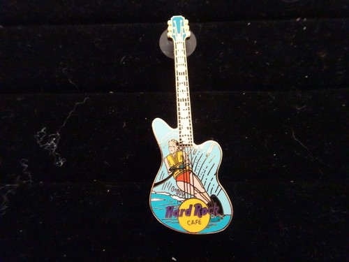 Hard rock cafe pin - rock,