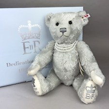 Steiff "Queen Elizabeth II Dedication to Service" Ltd Ed. Bear #691300 RRP £499