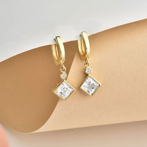 Princess cut diamond drop - ct,