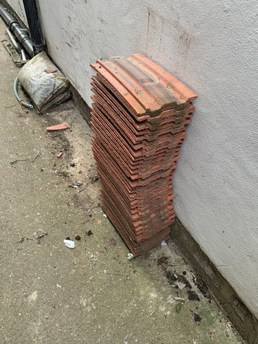 Redland red roof - redland,