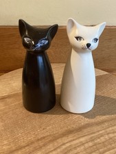 Beswick Pottery Cat Cruet Salt & Pepper Pots Black White Vintage 1960s Rare