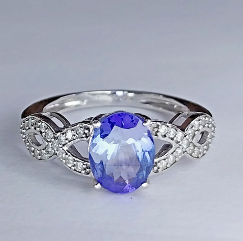 9ct white gold 81ct - white, 1.81ct