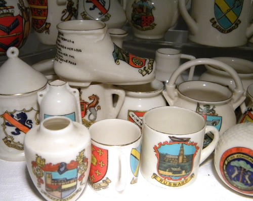 Crested china selection - crested,