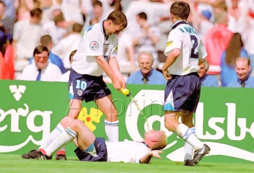 Paul gascoigne print painting - gascoigne,