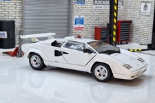 Lamborghini Countach White