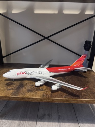 Oasis hong kong airlines - kong,