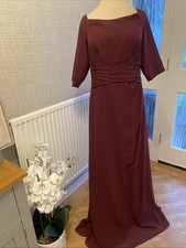 True Bride Size 14 Bridesmaid Dress Colour port New