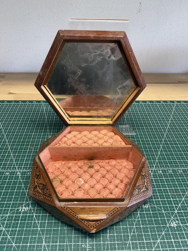 Antique wooden engraved - wooden,
