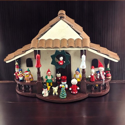 Vtg wooden thatched roof - thatched,