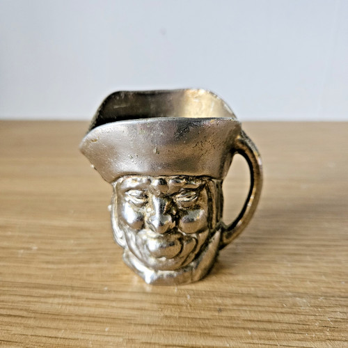 Brass toby jug small - brass,