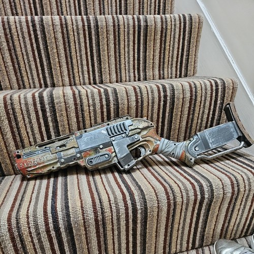 Nerf strike elite zombie - nerf,