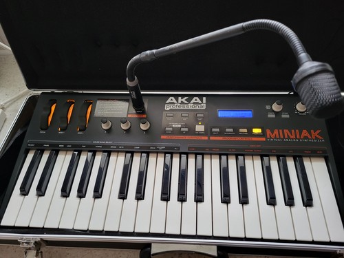 Akai miniak professional - akai,