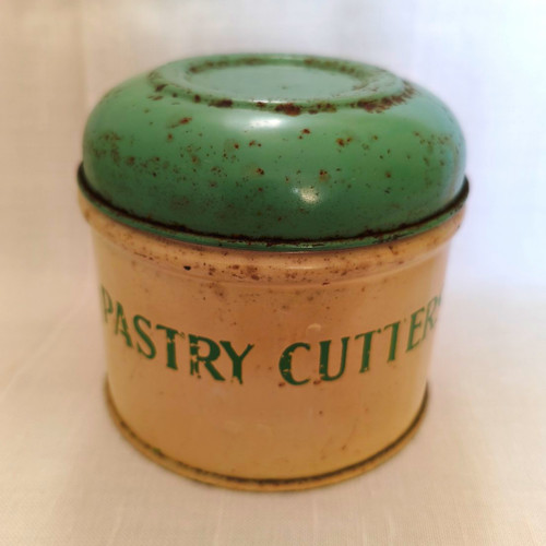 Vintage tala pastry cutters - tala,