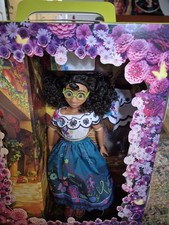 Disney Store Encanto MIRABEL