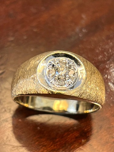 Heavy vintage 14ct gold - heavy,