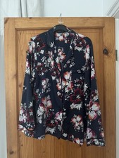 Secret Possessions Floral