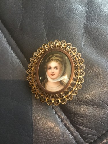 Mourning jewellery painted - jewellery,