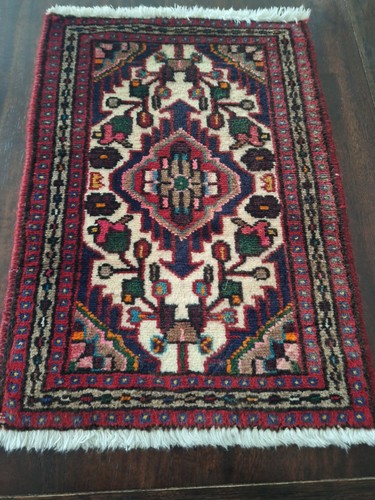 Hand knotted wool rug - knotted,