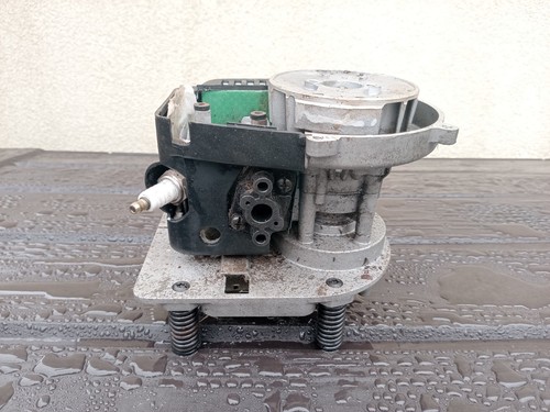 Jcb petrol hedge cutter - hedge,