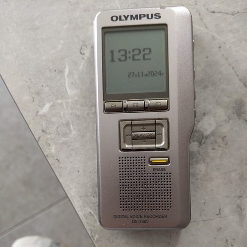 Vintage olympus 2500 - olympus,
