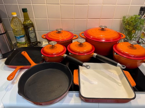 Piece cast iron cookware - cast,