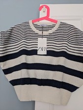 BNWT: Crop  sleeveless jumper