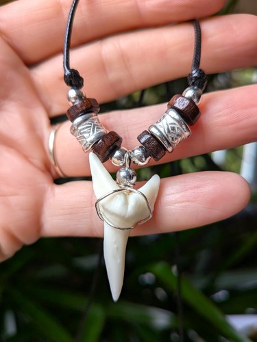 Shark tooth necklace beaded - tooth,