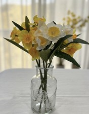 Daffodil Arrangement Vase
