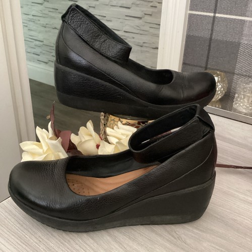 Clarks black leather - clarks, shoes
