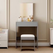 Dressing Table Set w/Mirror